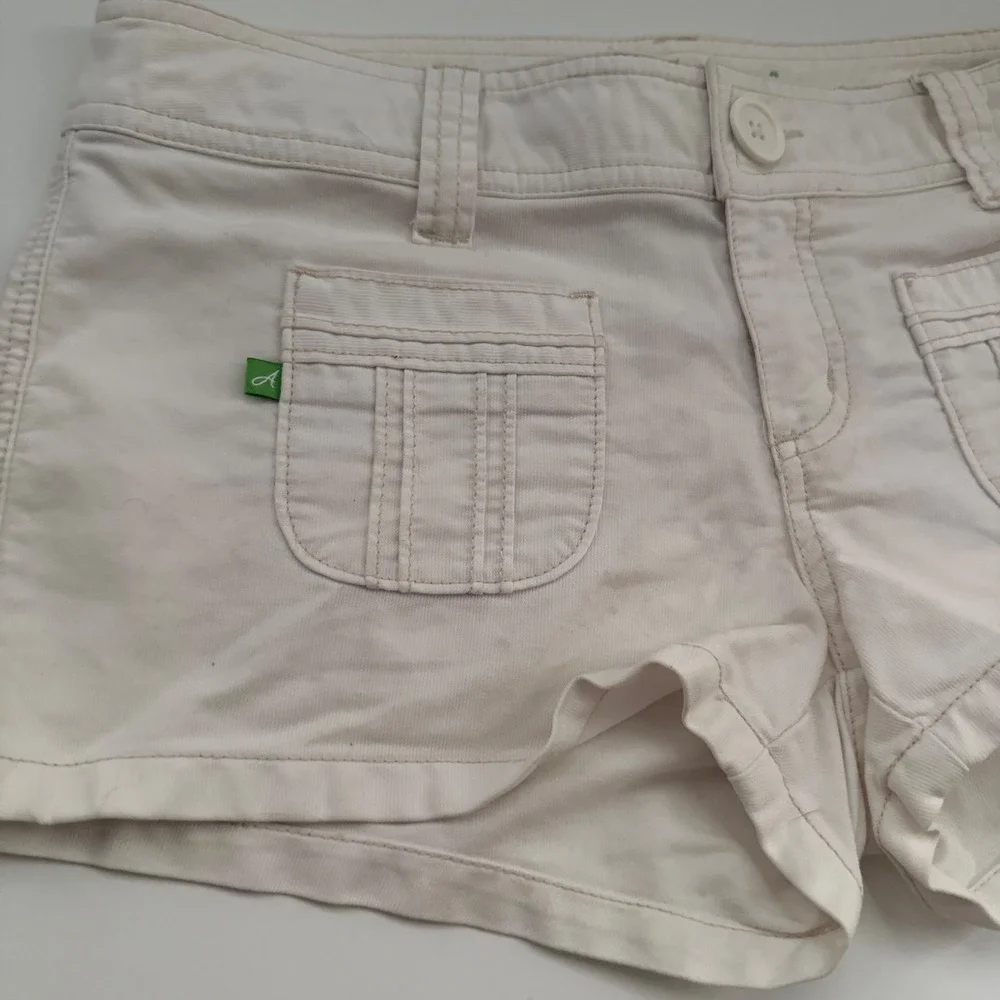 Aeropostale Womens White Corduroy Mini Shorts Size 7/8 Cotton Low Rise Y2K Style